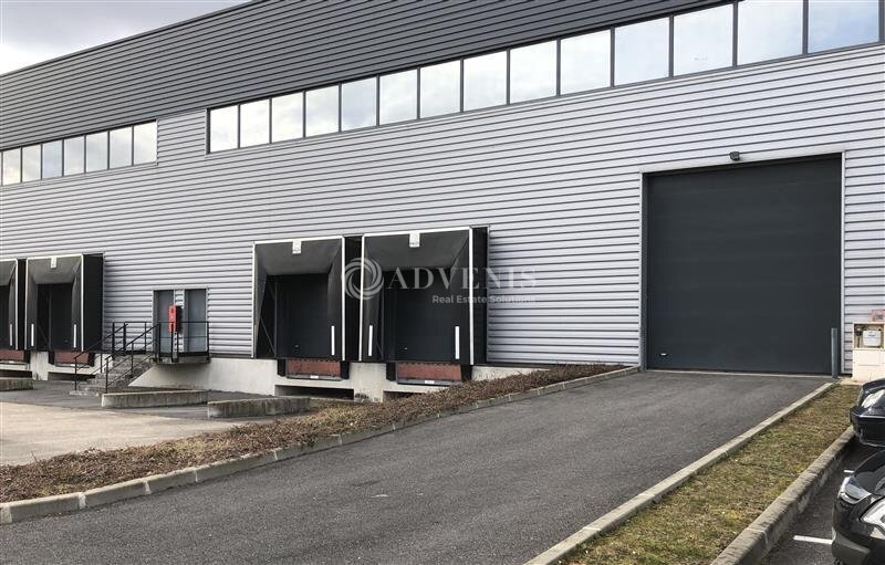 333 Avenue Marguerite Perey, Lieusaint à louer - Photo de l’immeuble – Image 3 sur 13