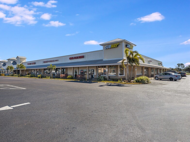 820-900 W Sugarland Hwy, Clewiston, FL à louer - Photo de l’immeuble – Image 3 sur 4