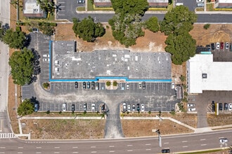 800 E Bay Dr, Largo, FL - VUE AÉRIENNE  vue de carte - Image1