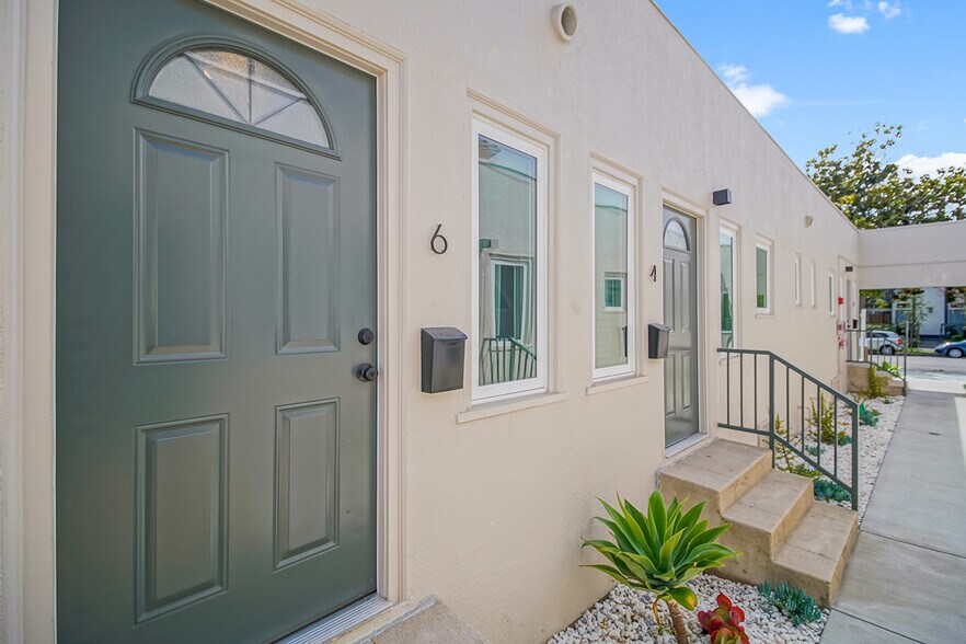 1217 9th St, Santa Monica, CA à vendre - Photo de l’immeuble – Image 2 sur 7