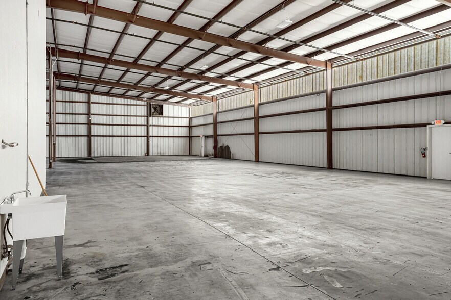 111 Industrial Blvd, Winter Haven, FL à louer - Photo intérieure – Image 3 sur 10