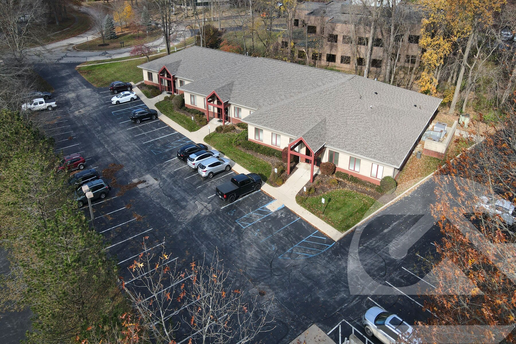 3436-3500 Granite Cir, Toledo, OH à louer Photo de l’immeuble– Image 1 sur 22