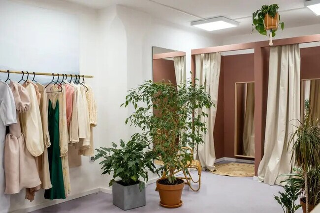 Plus de détails pour Local commercial à vendre