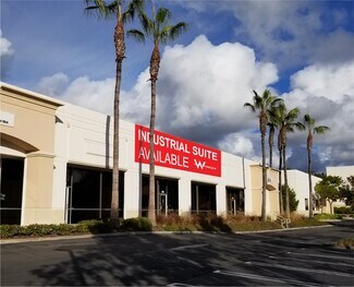 Plus de détails pour 1221 Puerta Del Sol, San Clemente, CA - Industriel/Logistique à louer