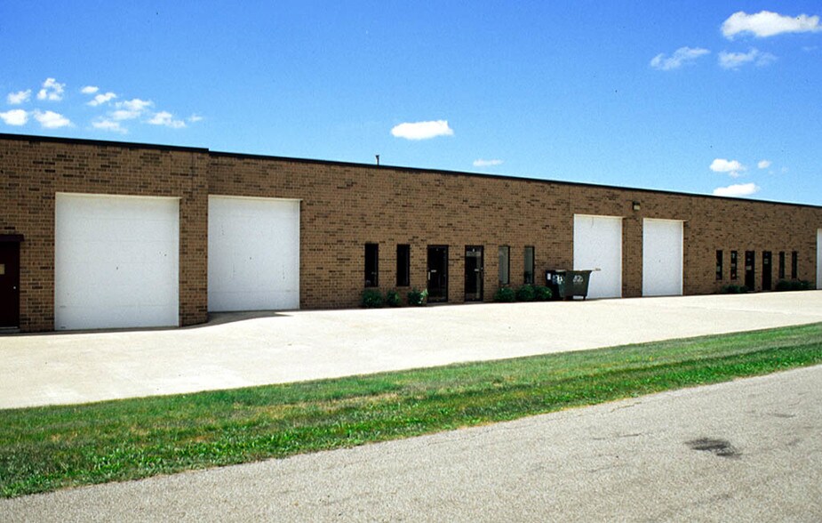 9840 York Alpha Dr, North Royalton, OH à louer - Autre – Image 3 sur 7