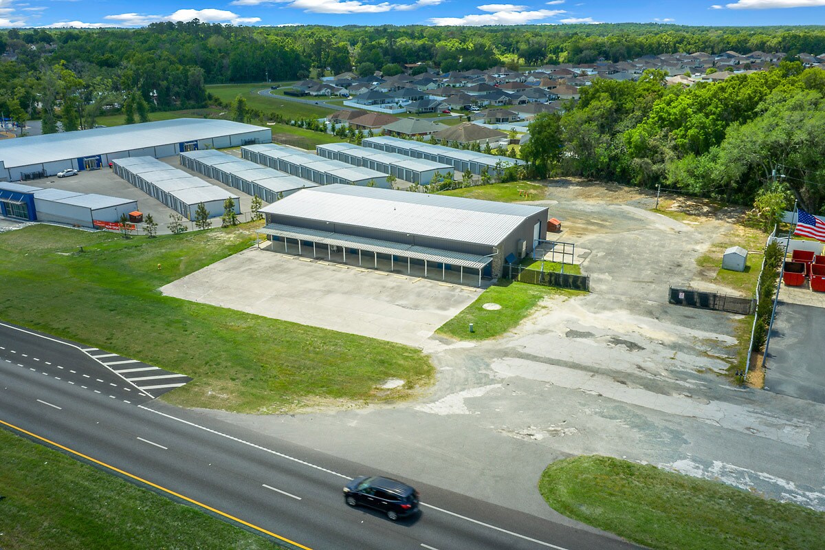 9732 SE US Highway 441, Belleview, FL à louer Photo principale– Image 1 sur 25
