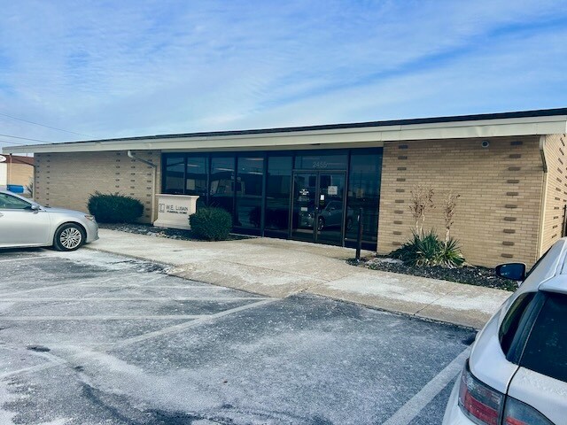 2455 Stanley Ave, Dayton, OH à louer - Photo de l’immeuble – Image 2 sur 48