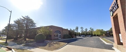 1816 W Lindsey St, Norman, OK à louer Photo de l’immeuble– Image 2 sur 2