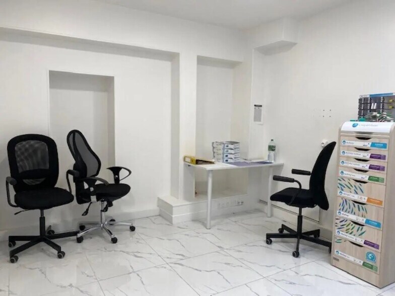 54 Bis Rue Louis Rouquier, Levallois-Perret à vendre - Photo de l’immeuble – Image 2 sur 5