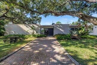 Plus de détails pour 4111 16th St N, Saint Petersburg, FL - Bureau à louer