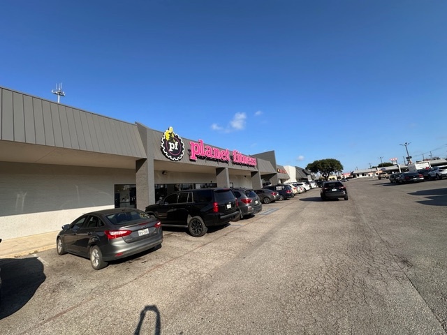 13900-13974 Nacogdoches Rd, San Antonio, TX à louer - Photo de l’immeuble – Image 3 sur 6
