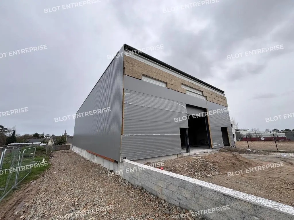 Local d’activités dans Merlevenez à louer Photo de l’immeuble– Image 1 sur 6