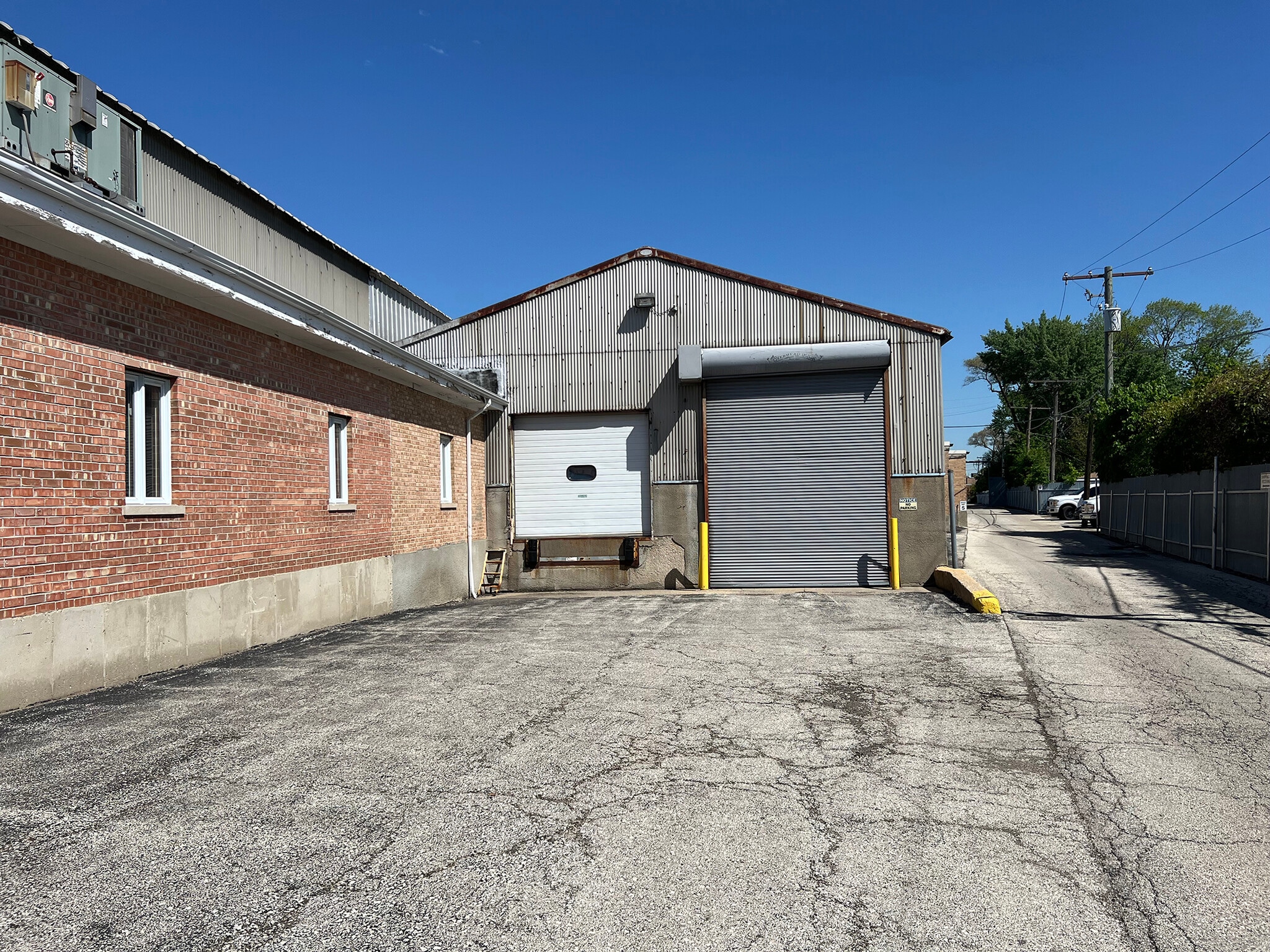 9520 Seymour Ave, Schiller Park, IL à louer Photo intérieure– Image 1 sur 3