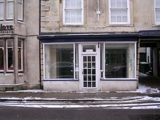 Plus de détails pour 6 High St E, Uppingham - Local commercial à louer