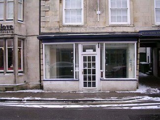 Plus de détails pour 6 High St E, Uppingham - Local commercial à louer