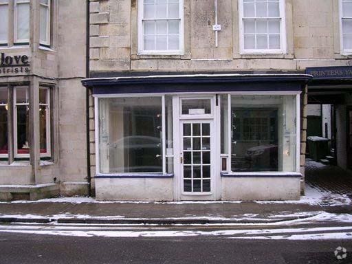 6 High St E, Uppingham à louer - Photo principale – Image 1 sur 2