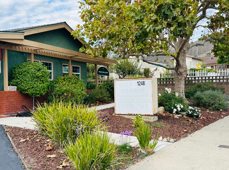 1248 Laurel Ln, San Luis Obispo, CA à vendre - Photo de l’immeuble – Image 2 sur 36