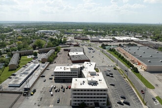 21100 Southgate Park Blvd, Maple Heights, OH - VUE AÉRIENNE  vue de carte