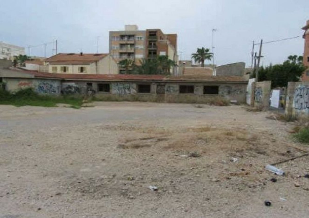 Bureau dans San Vicente del Raspeig, Alicante à vendre Photo de l’immeuble– Image 1 sur 3