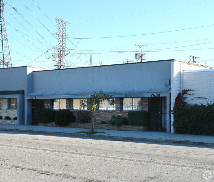 5706 Cahuenga Blvd, North Hollywood, CA à louer - Photo de l’immeuble – Image 2 sur 13