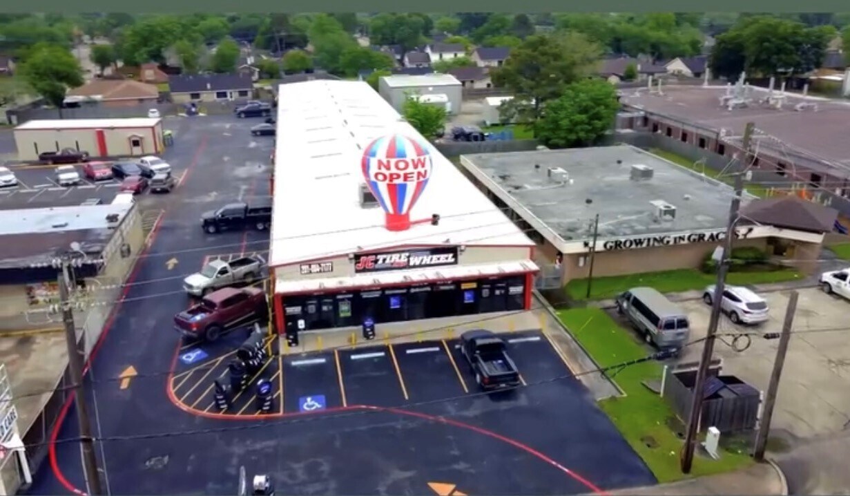 5154 E Sam Houston Pky, Houston, TX à vendre Photo principale– Image 1 sur 11