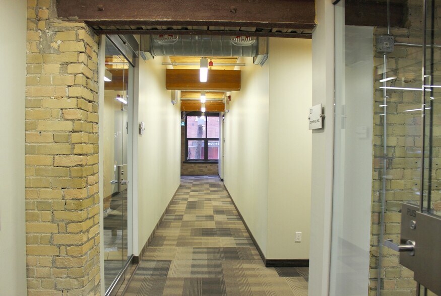 107 Atlantic Ave, Toronto, ON à louer - Photo intérieure – Image 3 sur 5