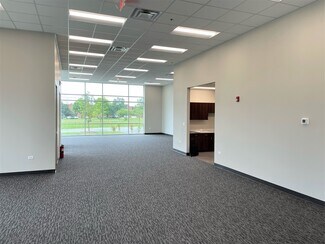 Plus de détails pour 348 Charles Ct, West Chicago, IL - Industriel/Logistique à louer