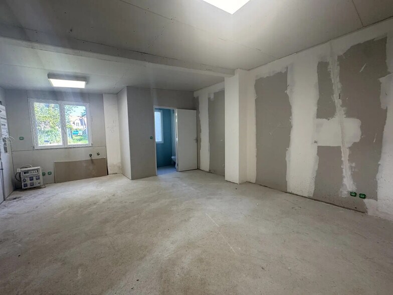 Local d’activités dans Argenteuil à louer - Photo intérieure – Image 3 sur 9