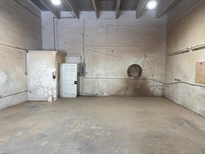 13280 NW 43rd Ave, Opa Locka, FL à louer Photo intérieure– Image 2 sur 9