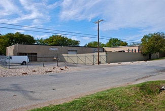 Plus de détails pour 11320 Mosier Valley Rd, Fort Worth, TX - Industriel/Logistique à louer
