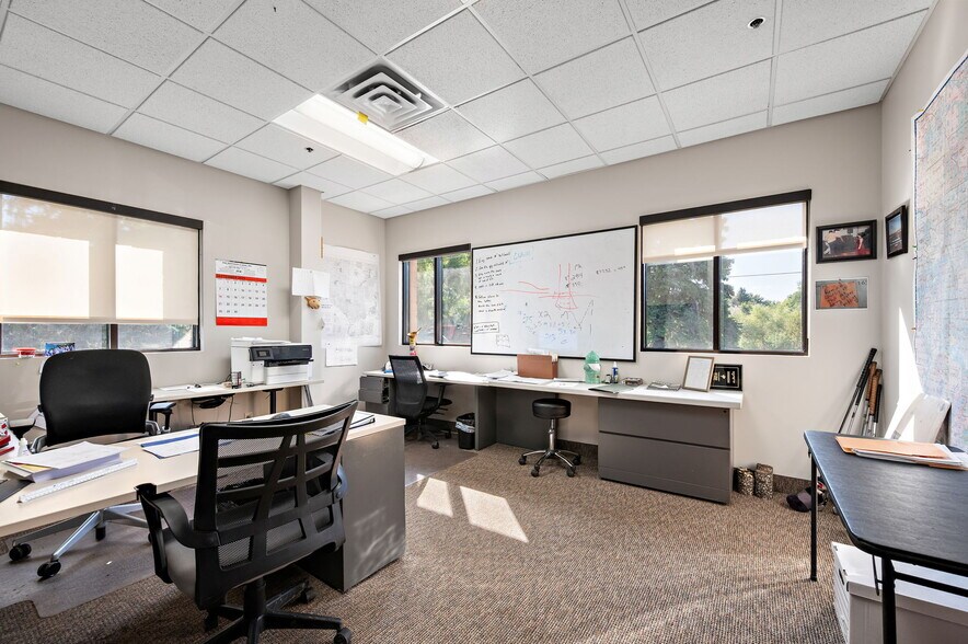 1481 81st Ave NE, Spring Lake Park, MN à vendre - Photo de l’immeuble – Image 2 sur 23