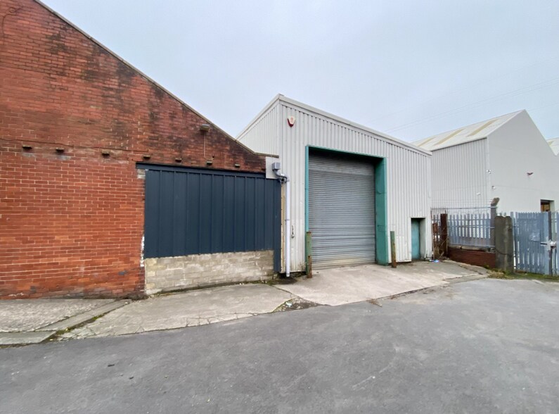Gertrude St, Nelson à vendre - Photo de l’immeuble – Image 3 sur 12