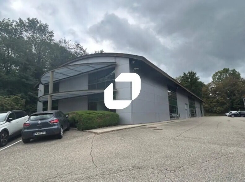 Bureau dans Voiron à vendre - Photo de l’immeuble – Image 2 sur 5