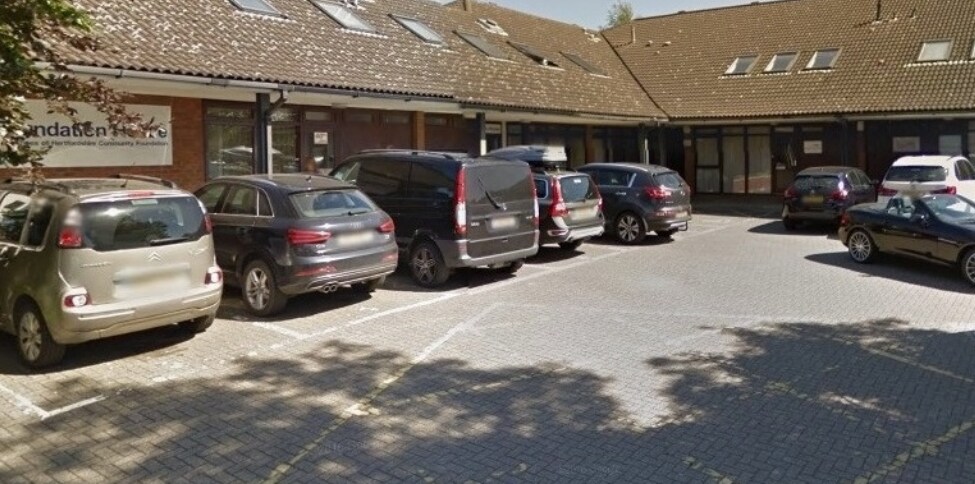 Fiddle Bridge Ln, Hatfield à vendre - Photo de l’immeuble – Image 3 sur 5