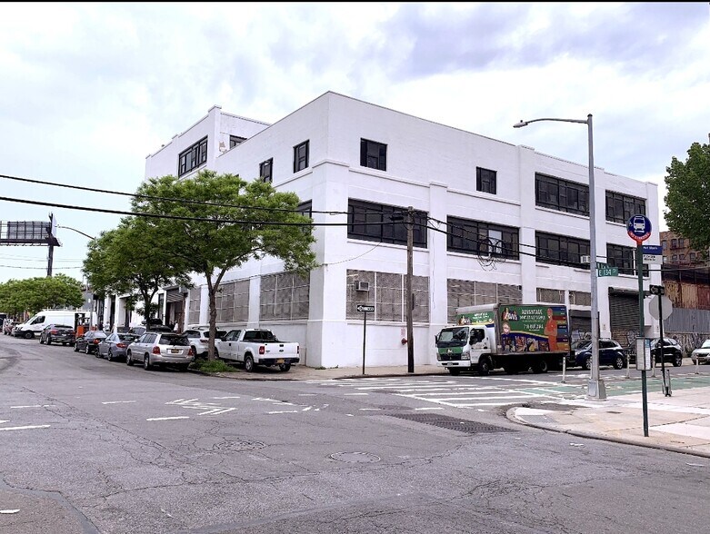 753-755 E 134th St, Bronx, NY à louer - Photo de l’immeuble – Image 1 sur 18