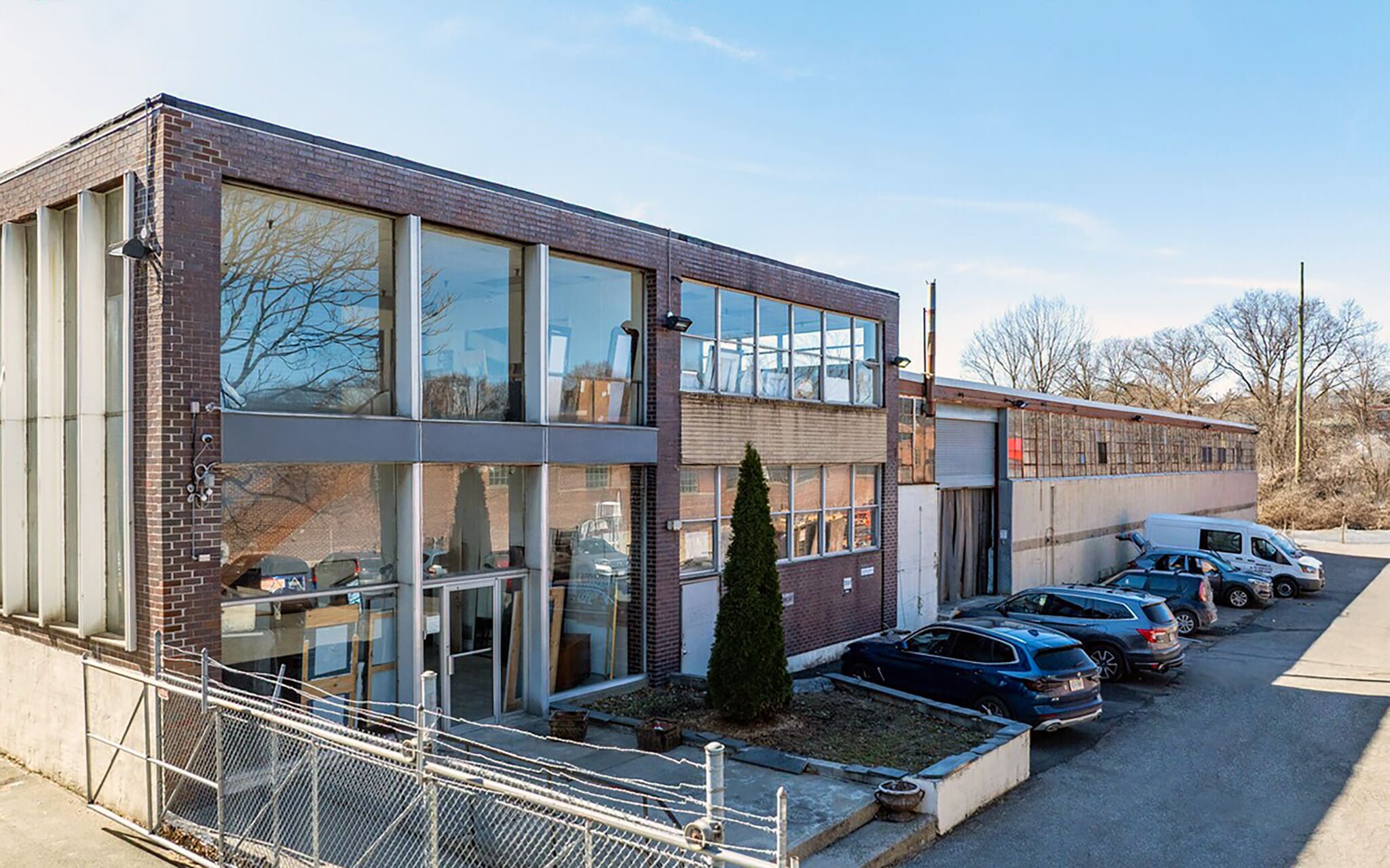 150 N Macquesten Pky, Mount Vernon, NY à louer Photo principale– Image 1 sur 27