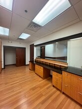 19785 Crystal Rock Dr, Germantown, MD à louer Photo intérieure– Image 2 sur 3