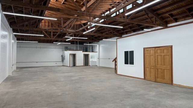 4903 Exposition Blvd, Los Angeles, CA à louer - Photo de l’immeuble – Image 2 sur 6