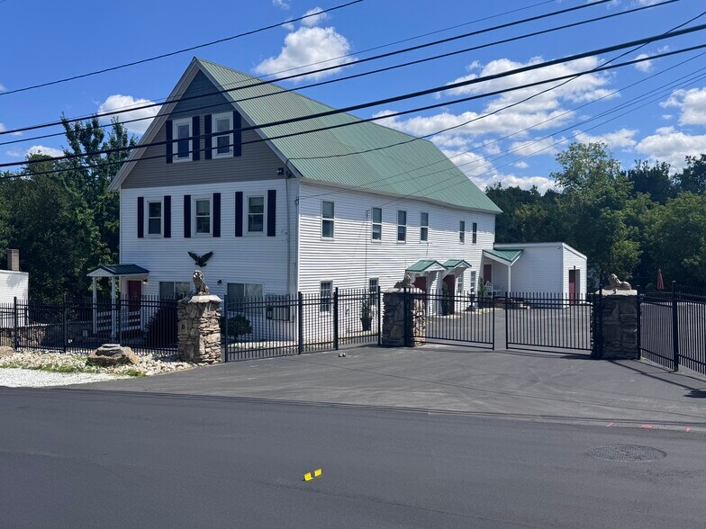 16 Concord Hill Rd, Pittsfield, NH à vendre - Photo de l’immeuble – Image 3 sur 31