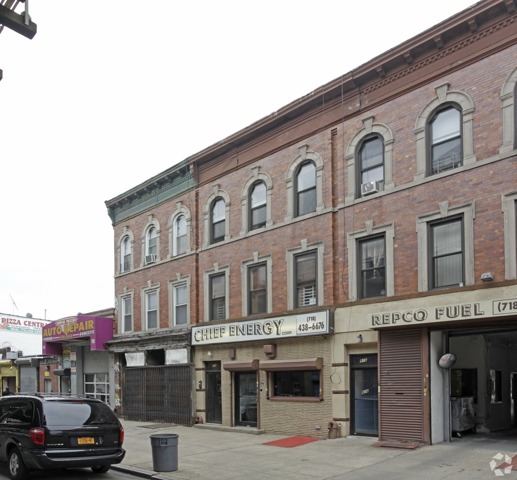 918 McDonald Ave, Brooklyn, NY à vendre Photo principale– Image 1 sur 3