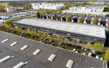 Coignières - Vue aérienne  vue de carte - Image1