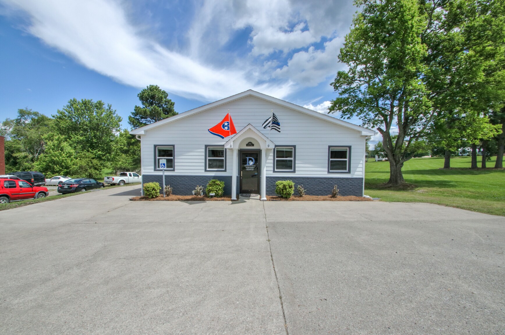 2725 Fairview Blvd, Fairview, TN à louer Photo principale– Image 1 sur 9