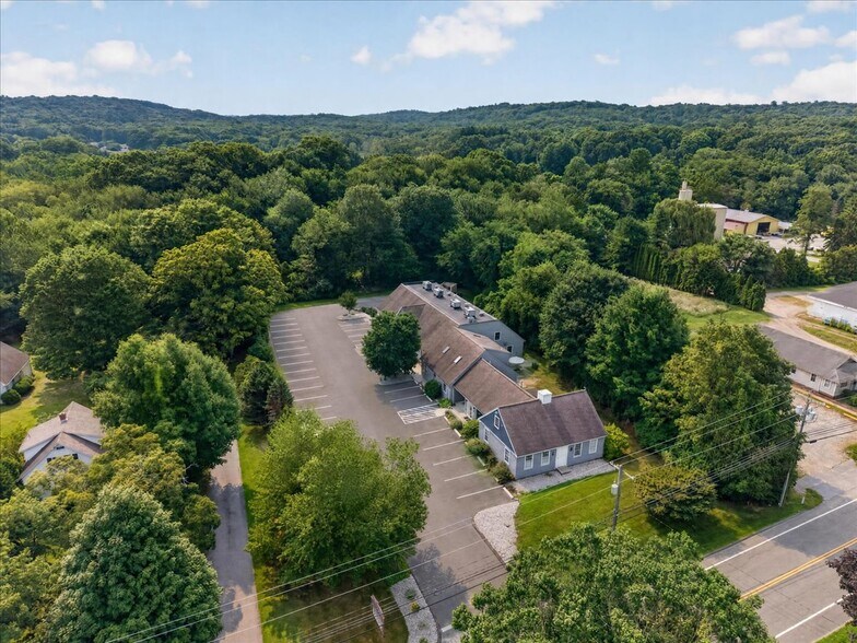 147 Westbrook Rd, Essex, CT à vendre - Photo de l’immeuble – Image 3 sur 26