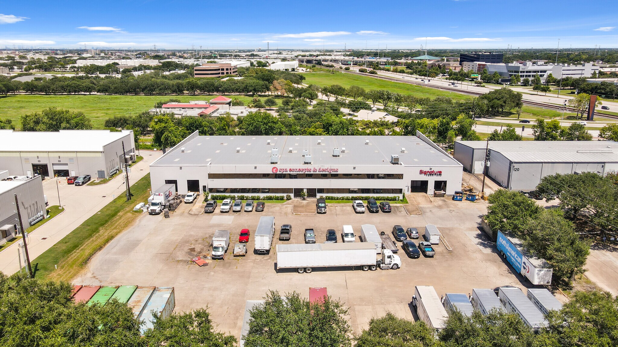 140 Industrial Blvd, Sugar Land, TX à vendre Photo de l’immeuble– Image 1 sur 14