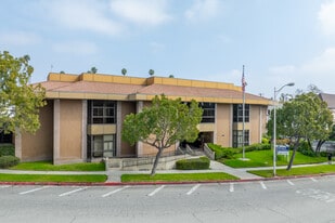 MEDICAL BUILDING FOR SALE - Bureau