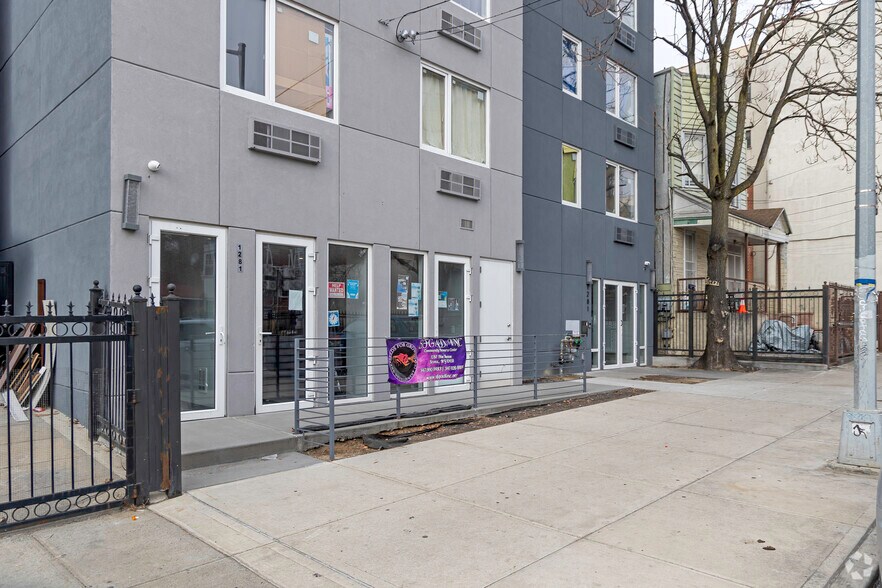 1281 Hoe Ave, Bronx, NY à vendre - Photo de l’immeuble – Image 2 sur 5