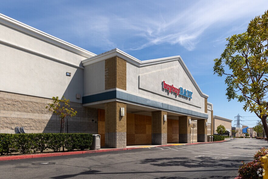 25322 El Paseo, Mission Viejo, CA à louer - Photo de l’immeuble – Image 2 sur 6