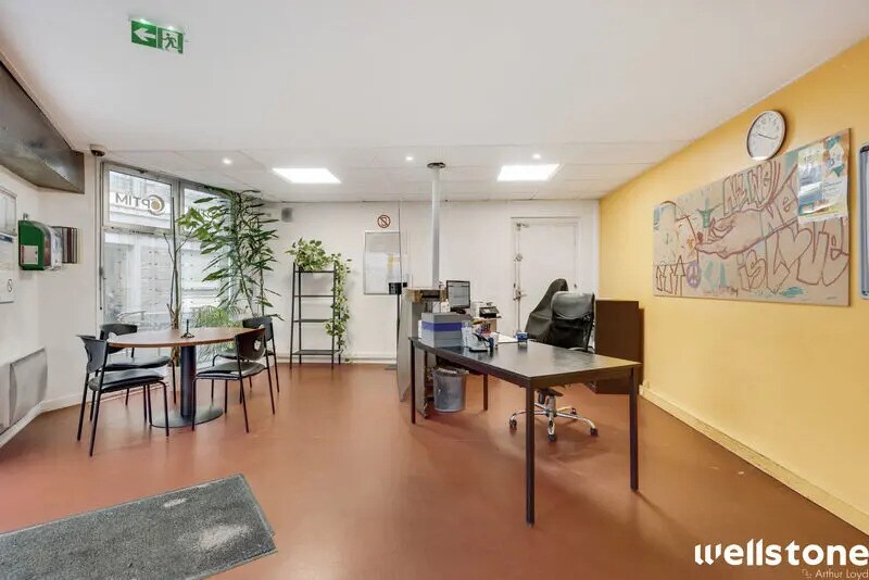 17-19 Rue De Citeaux, Paris à louer Photo intérieure– Image 1 sur 13
