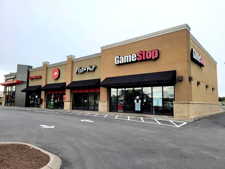 810 Nissan Dr, Smyrna, TN à louer - Photo de l’immeuble – Image 2 sur 3