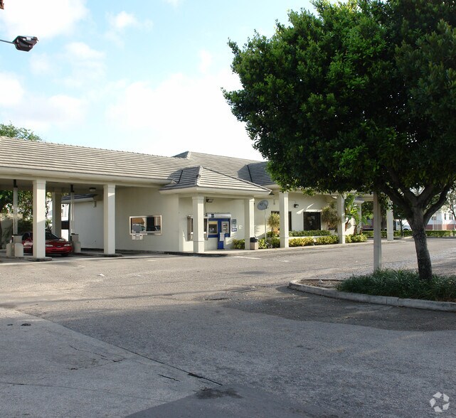5991 Anglers Ave, Fort Lauderdale, FL à louer - Photo de l’immeuble – Image 2 sur 11
